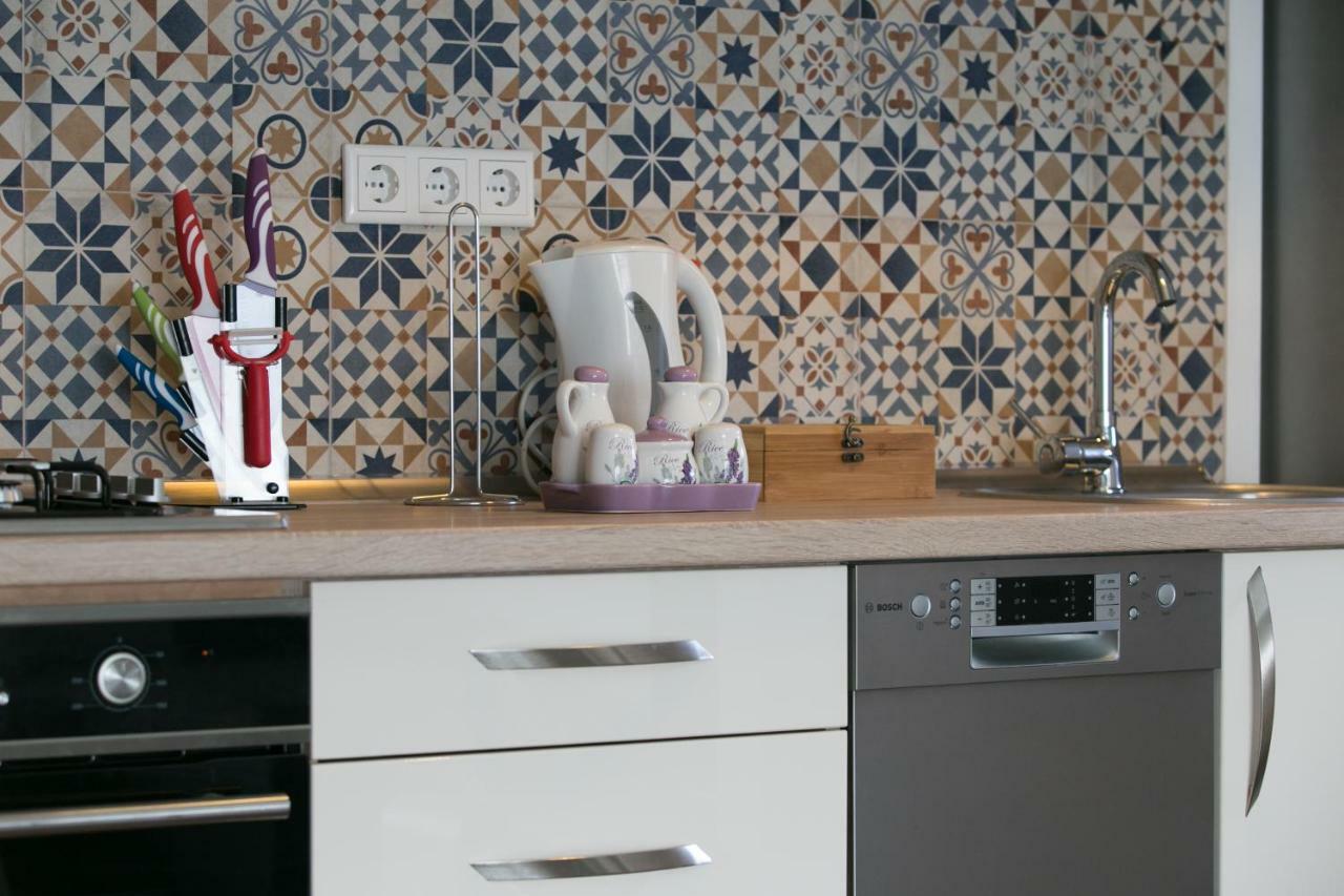 Апартаменти Apartman Maja Оточац Екстер'єр фото